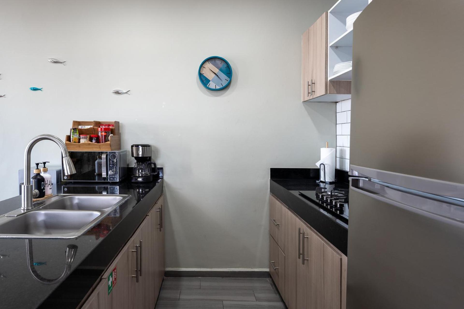 New & Modern, 5 Star Area, Walk 2 Beach, Pool, Views, King Bed ماساتلان المظهر الخارجي الصورة